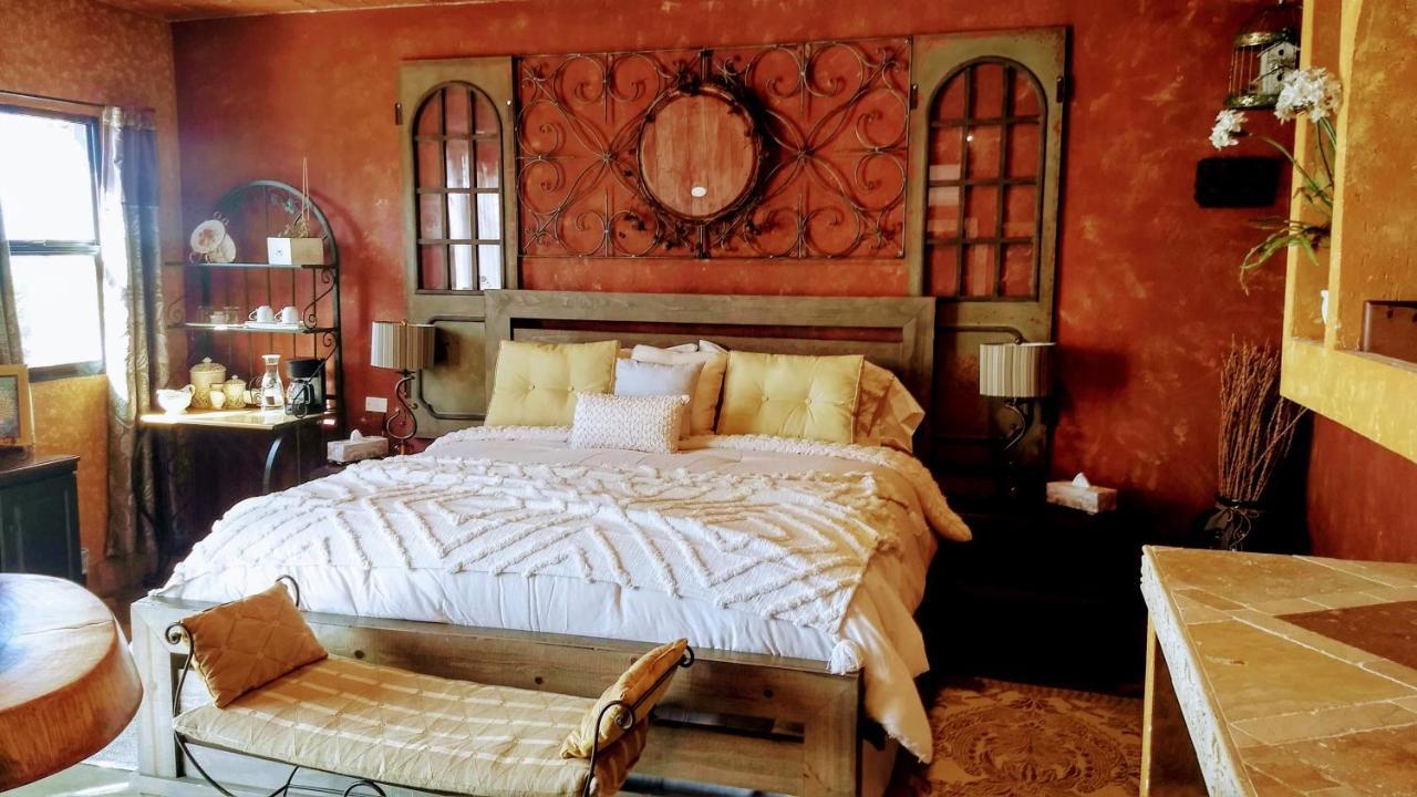 Vina Calabria Bed & Breakfast Вале де Гуадалупе Екстериор снимка