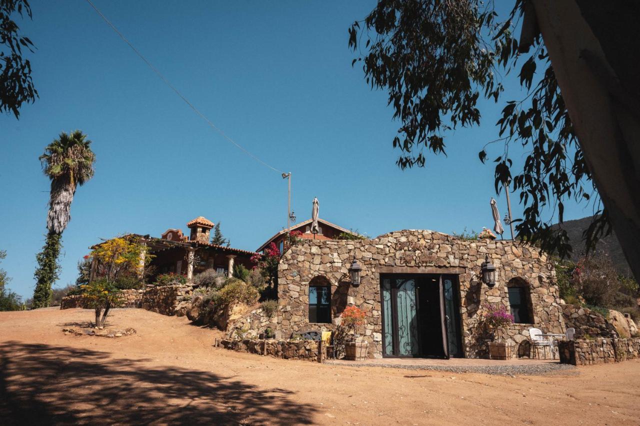 Vina Calabria Bed & Breakfast Вале де Гуадалупе Екстериор снимка