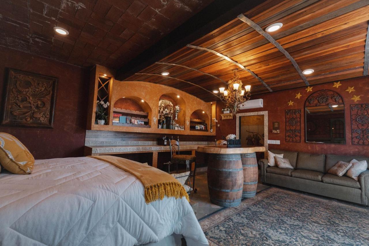 Vina Calabria Bed & Breakfast Вале де Гуадалупе Екстериор снимка