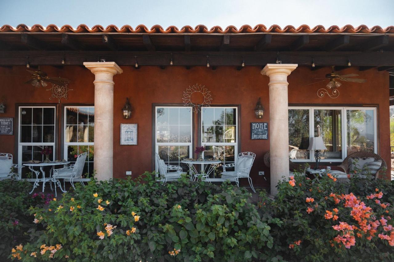 Vina Calabria Bed & Breakfast Вале де Гуадалупе Екстериор снимка